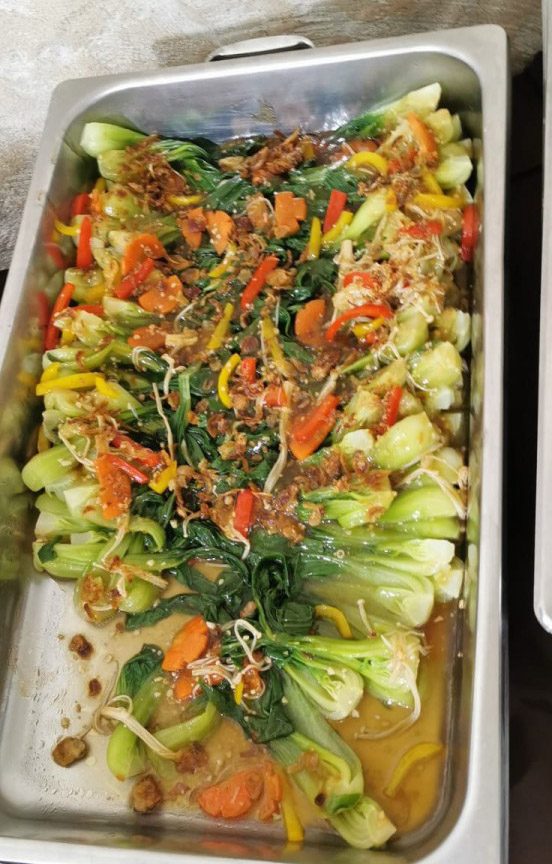 95242_large halal tingkat meal with Vegetarian Buffet Menu A